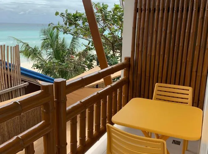 Balai Ni Jk Isola di Bantayan